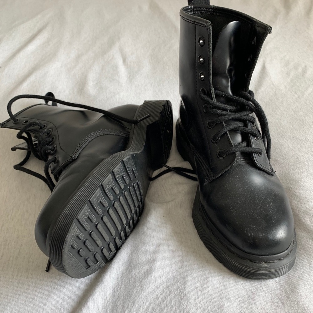 Doc Martens Mono